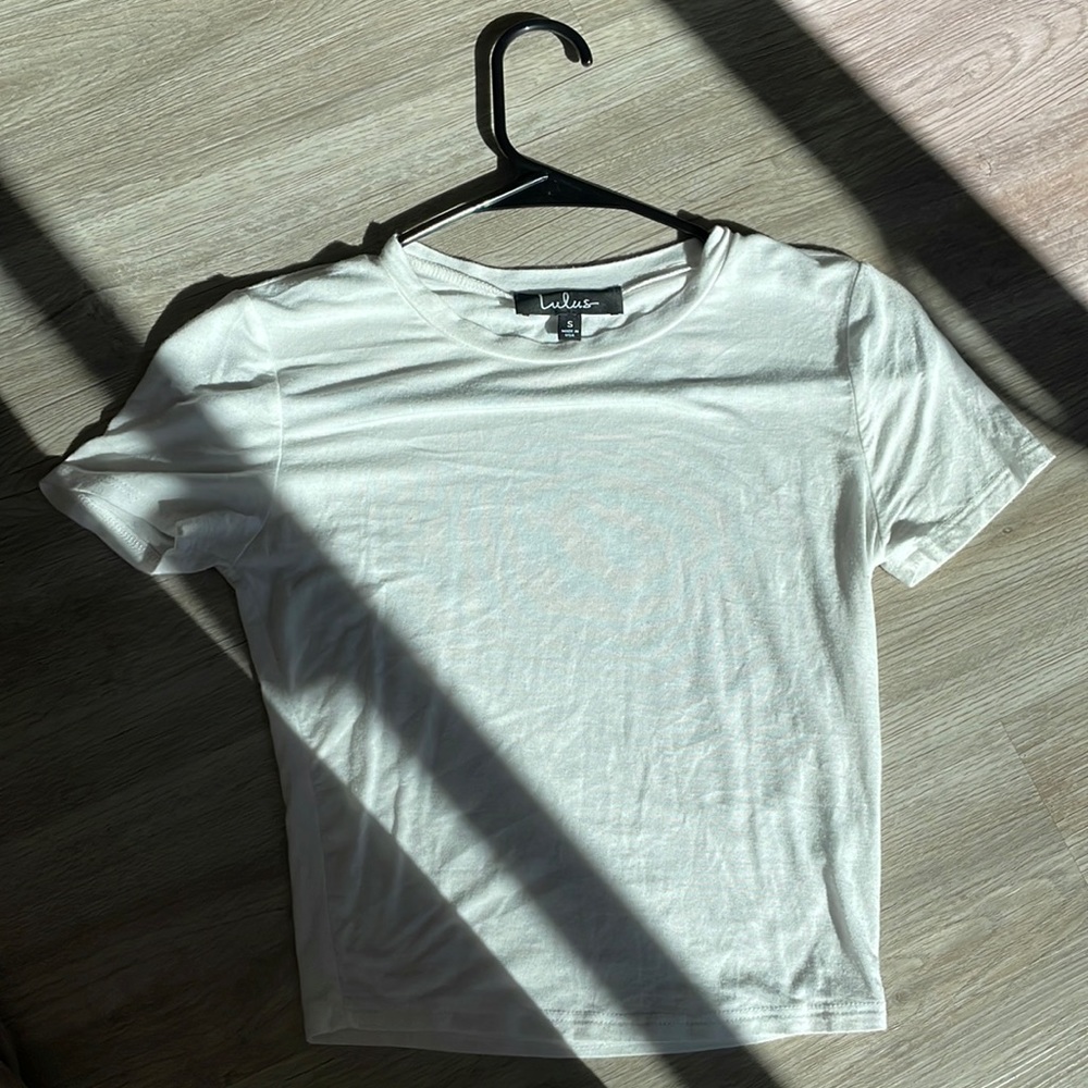 White short sleeve top - Size Small